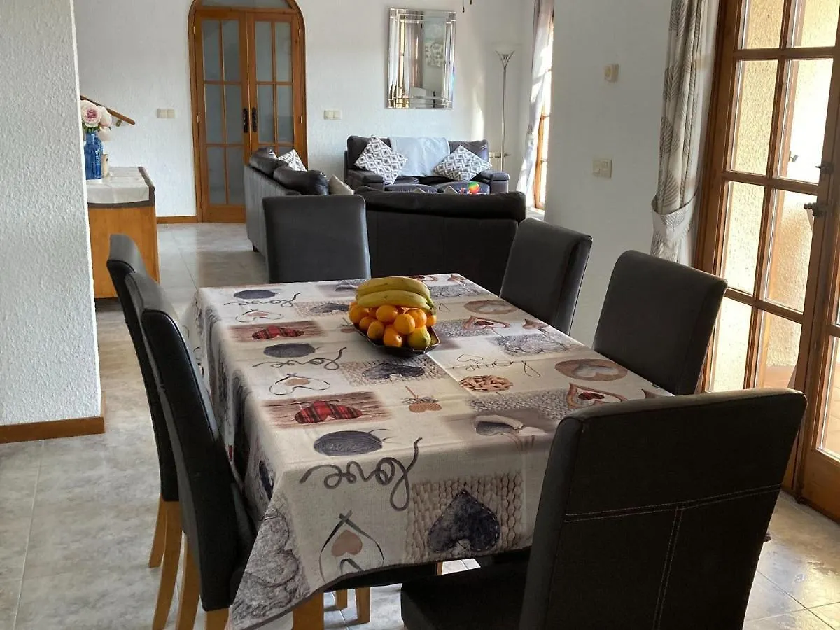 Deluxe Villa In Calonge With Private Pool